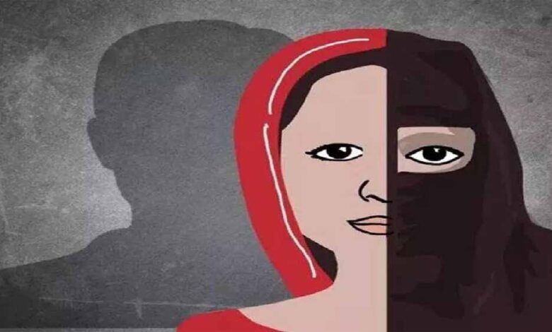 इंदौर-में-लव-जिहाद-का-खुलासा:-हिंदू-लड़की-से-दोस्ती-कर-कराया-कलमा,-जन्नत-का-लालच