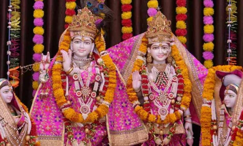 जन्माष्टमी-पर-देखें-कान्हा-की-भक्ति-के-रंग,-अलग-अलग-मत-पंथों-की-अनोखी-परंपराएं