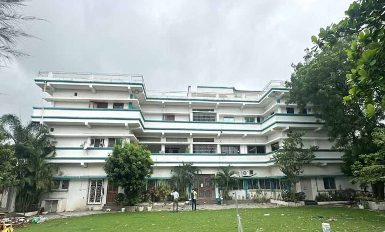 भोपाल-में-आज-गिरेगी-मछली-परिवार-की-कोठी,-मोहन-सरकार-का-बुलडोजर-तैयार