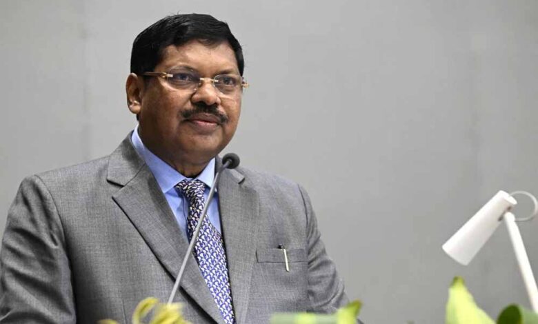 आरक्षण-पर-गवई-का-फैसला-बना-विवाद,-अपनी-ही-जाति-के-लोगों-ने-जताई-नाराज़गी