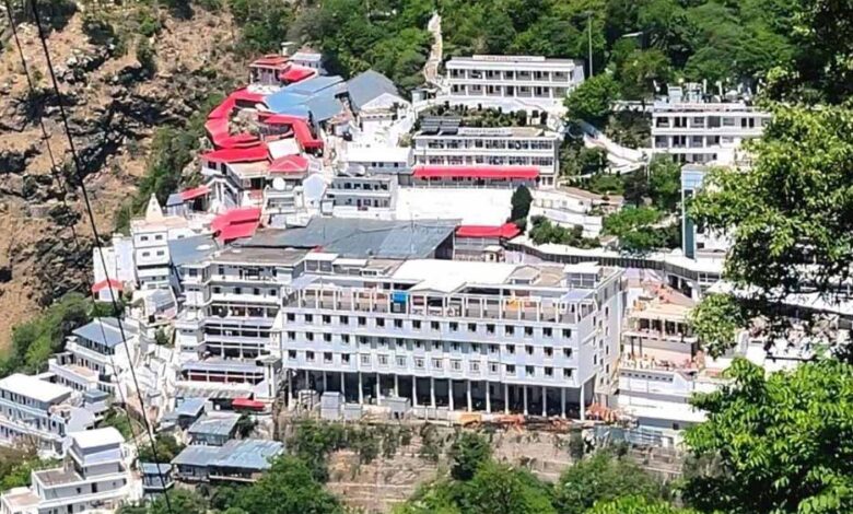 नवरात्रि-से-पहले-बड़ी-राहत:-22-दिन-बाद-फिर-शुरू-होगी-माता-वैष्णो-देवी-यात्रा