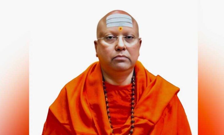 ‘मां-बाप’-की-पहचान-भी-झूठी!-स्वामी-चैतन्यानंद-की-असली-कहानी-आई-सामने