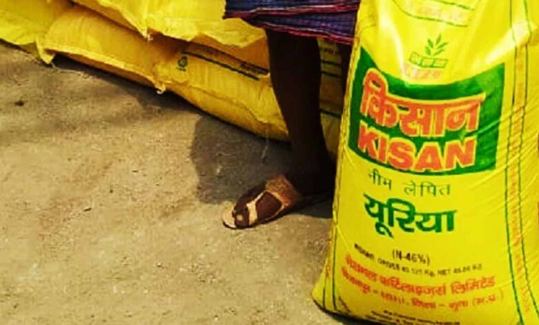 रायपुर-:-किसानों-के-लिए-बड़ी-राहत-:-सितंबर-माह-में-60,800-मीट्रिक-टन-यूरिया-का-आबंटन