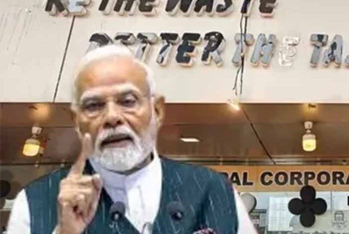 pm-मोदी-ने-की-सराहना:-अंबिकापुर-का-गार्बेज-कैफे-बना-पूरे-देश-के-लिए-प्रेरणा