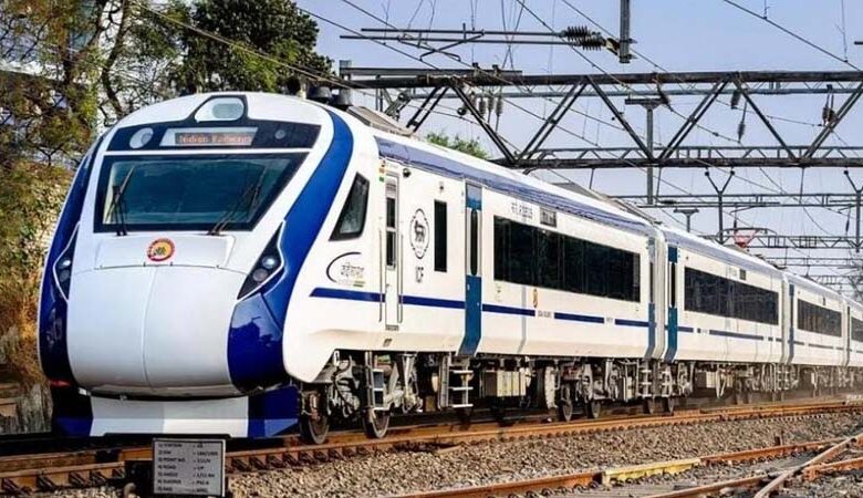 अब-फिर-से-रफ्तार-पकड़ेगी-वंदेभारत,-16-कोच-के-साथ-दौड़ेगी-नई-ट्रेन
