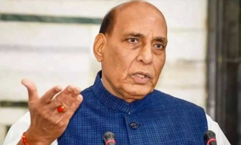 रक्षा-मंत्री-राजनाथ-सिंह-का-संदेश:-सीमाओं-पर-सतर्क-रहें,-किसी-भी-परिस्थिति-के-लिए-तैयार-रहना-जरूरी