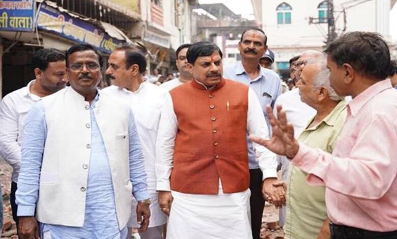 स्वप्रेरणा-से-मार्ग-चौड़ीकरण-के-लिए-स्वत:-निर्माण-हटाने-वाले-पात्र-नागरिकों-को-प्रधानमंत्री-आवास-योजना-का-लाभ-प्रदान-किया-जाएगा-:-मुख्यमंत्री-डॉ.-यादव