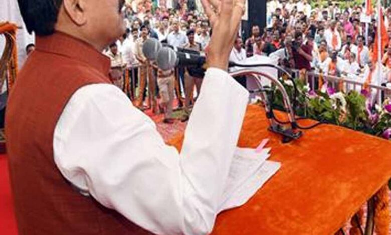 सरकार-की-सफलता-कर्मचारियों-के-सहयोग-के-बिना-संभव-नहीं-:-मुख्यमंत्री-डॉ.-यादव
