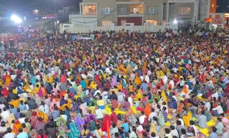 बागेश्वर-धाम-सरकार-का-बड़ा-दावा:-विदेशी-एजेंसियां-बना-रहीं-फेक-वीडियो,-छवि-धूमिल-करने-की-साजिश!