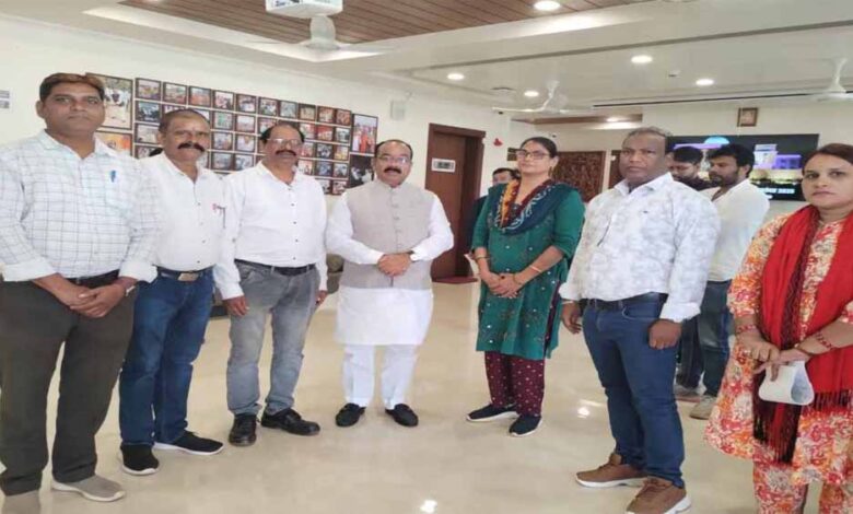 brp-विशेष-शिक्षक-संघ-में-नाराजगी,-डिप्टी-सीएम-से-संविलियन-की-उठी-मांग