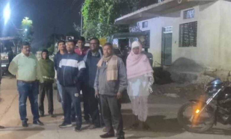 रतलाम-में-भूकंप-के-झटके:-घरों-की-दीवारें-गिरी,-लोग-सुरक्षित-बाहर-निकले
