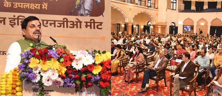 जनजातीय-वर्ग-हमारी-संस्कृति-की-आत्मा,-हम-अपने-जनजातीय-जननायकों-की-सहज-रहे-हैं-स्मृतियां-:-मुख्यमंत्री-डॉ.-यादव