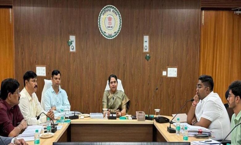 रायपुर-:-आबकारी-विभाग-की-समीक्षा-बैठक-में-अधिकारियों-को-राजस्व-लक्ष्य-प्राप्ति-के-निर्देश