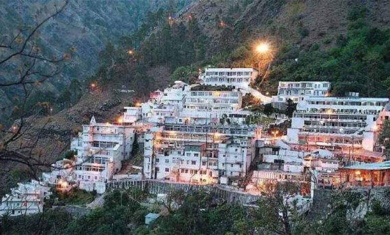 दिल्ली-धमाके-का-असर:-वैष्णो-देवी-यात्रा-में-भारी-गिरावट,-घोड़े-पिट्ठू-वालों-की-रोजी-पर-संकट