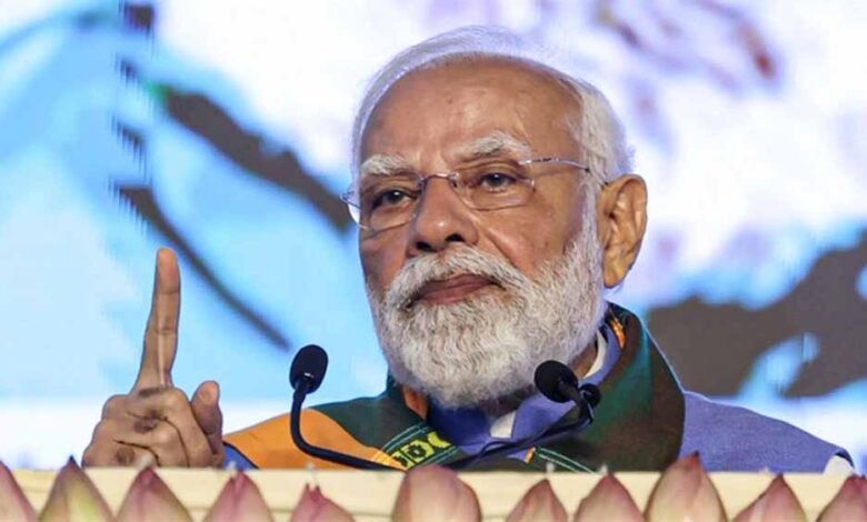 उडुपी-पहुंचे-पीएम-मोदी,-कृष्ण-मठ-में-भक्ति-कार्यक्रम-में-होगी-विशेष-उपस्थिति