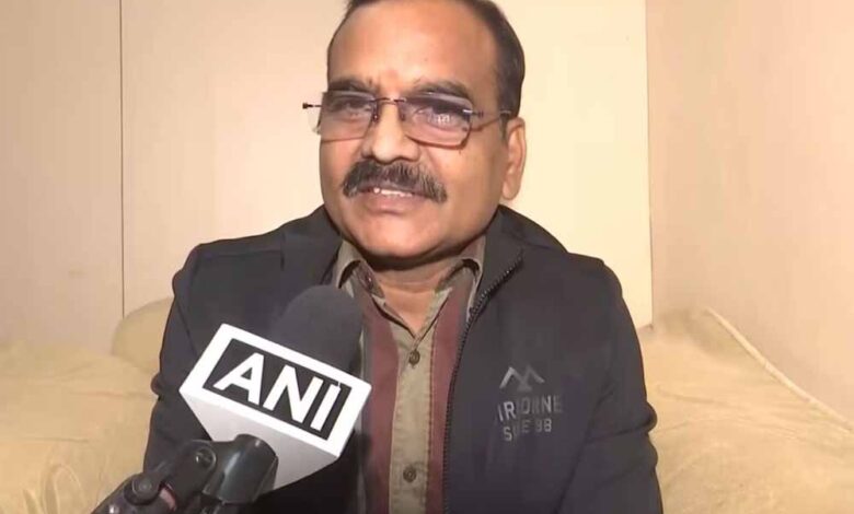 ias-संतोष-वर्मा-के-बचाव-में-उतरे-कांग्रेस-के-दिग्गज,-‘ब्राह्मण-की-बेटी’-बयान-पर-बढ़ी-सियासी-गर्मी