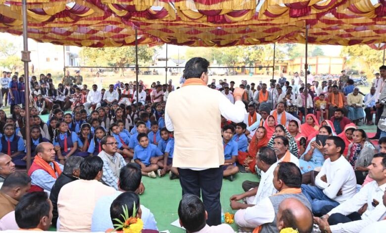 रायपुर-:-मुख्यमंत्री-विष्णुदेव-साय-के-नेतृत्व-में-ग्रामीण-बुनियादी-ढांचे-को-मिल-रही-मजबूती–-उपमुख्यमंत्री-विजय-शर्मा