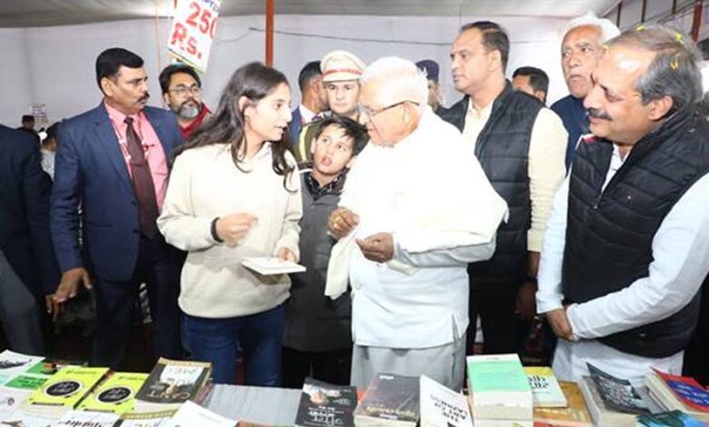 राज्यपाल-मंगुभाई-पटेल-ने-भोजपाल-उत्सव-मेले-का-किया-भ्रमण