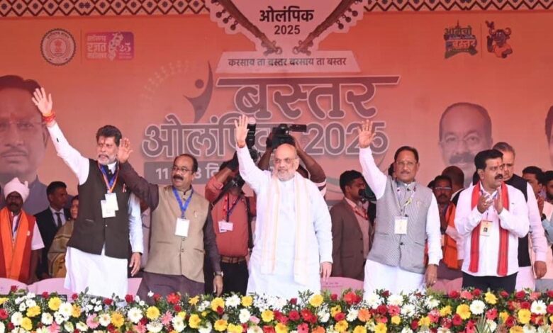 रायपुर-:-नक्सलवाद-के-उन्मूलन-के-साथ-साथ-बस्तर-में-मूलभूत-सुविधाओं-का-तेजी-से-हो-रहा-विकास-–-मुख्यमंत्री-विष्णुदेव-साय