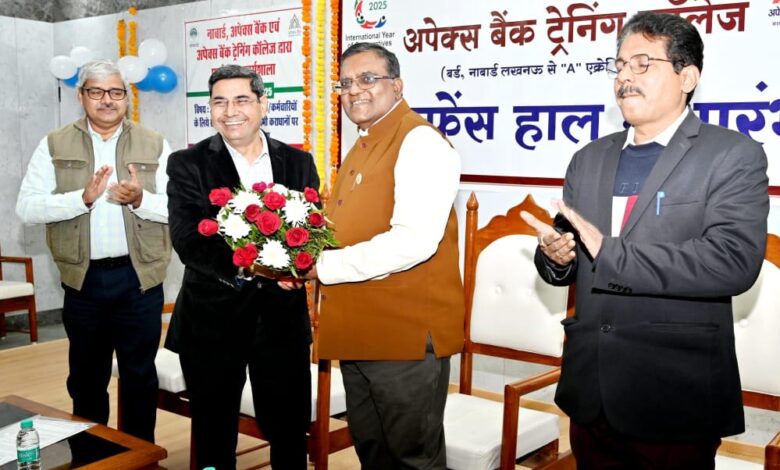 नाबार्ड-के-महाप्रबंधक-सुरेश-कुमार-साहू-ने-अल्पकालीन-सहकारी-संरचना-के-सुदृढ़ीकरण-पर-दिया-जोर