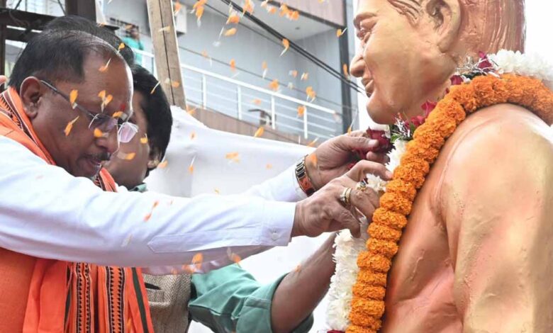 अटल-बिहारी-वाजपेयी-की-जयंती-पर-सुशासन-दिवस:-मुख्यमंत्री-विष्णु-देव-साय-ने-किया-नमन