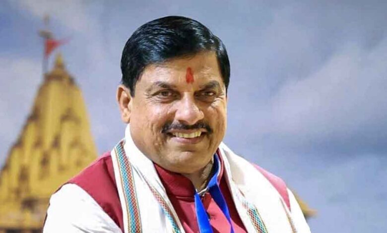 मुख्यमंत्री-डॉ.-यादव-ने-डिंडौरी-जिला-प्रशासन-को-दी-बधाई