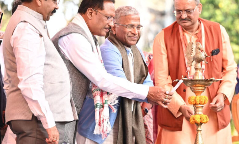 “गणतंत्र-के-अमृतकाल-में-साहित्य-उत्सव-हमारी-सांस्कृतिक-चेतना-का-प्रतीक”-–-मुख्यमंत्री-साय