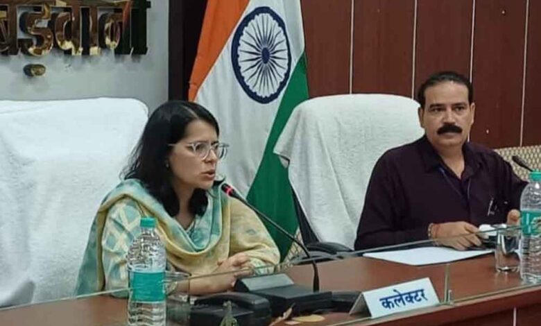 कागज़ों-में-सुधार,-ज़मीन-पर-भ्रष्टाचार?