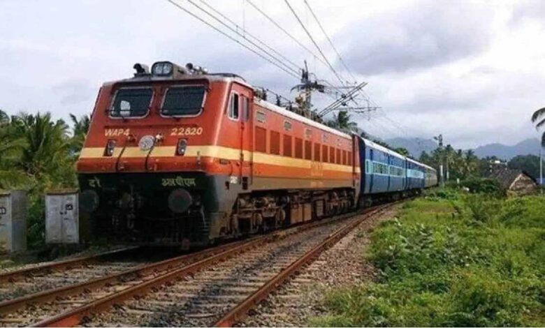 होली-पर-रेलवे-का-सख्त-एक्शन:-बिना-टिकट-यात्रा-पर-लगेगा-दोगुना-किराया-और-भारी-जुर्माना