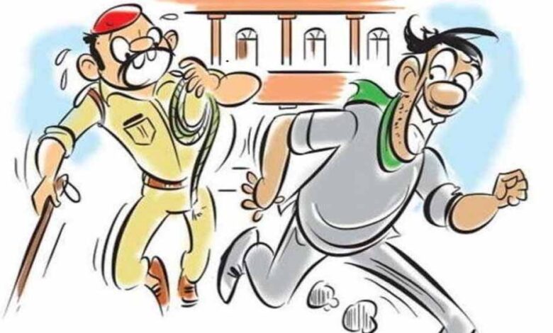 कुशीनगर-एक्सप्रेस-के-एसी-कोच-में-80-हजार-का-मोबाइल-चोरी