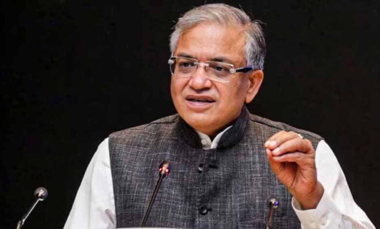 cec-ज्ञानेश-कुमार-को-हटाने-की-मांग:-193-विपक्षी-सांसदों-ने-संसद-में-दिया-नोटिस