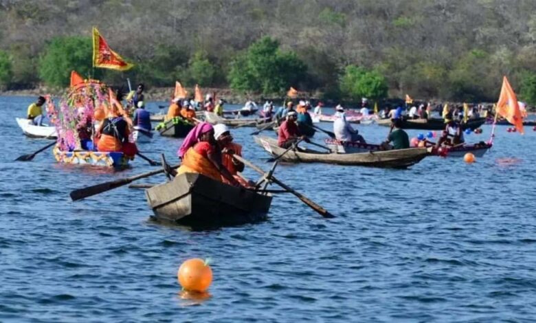 महानदी-पर-रोमांच-का-मंजर:-छत्तीसगढ़-में-पहली-‘नौकायान-स्पर्धा’,-52-टीमों-की-टक्कर,-1-लाख-का-इनाम