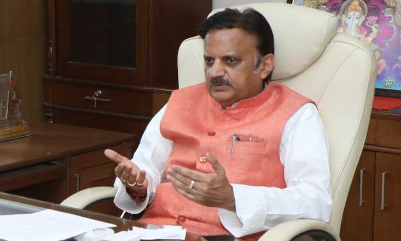 लंबित-भर्तियों-में-नियुक्ति-प्रक्रिया-को-शीघ्र-करें-पूर्ण:-उप-मुख्यमंत्री-शुक्ल