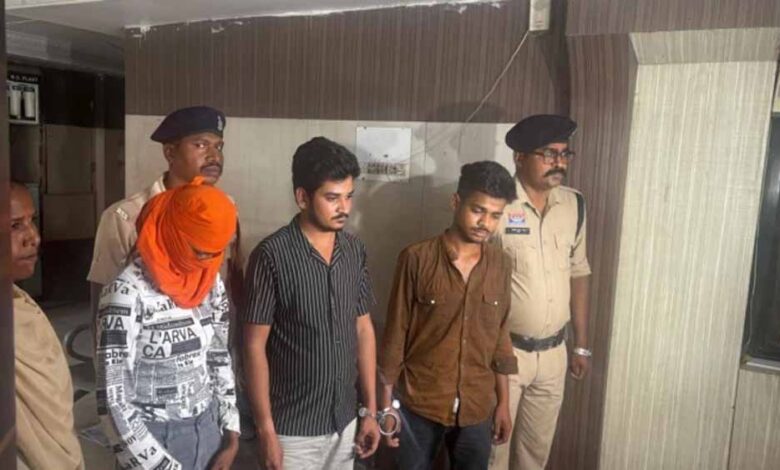 रायपुर-में-खौफनाक-मर्डर,-युवक-को-जिंदा-गड्ढे-में-दफनाया—प्रेमिका-समेत-5-गिरफ्तार