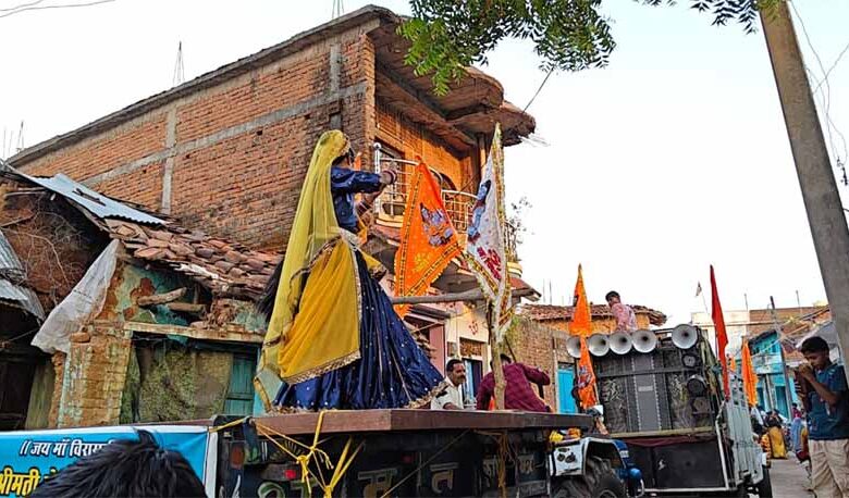 मां-बिरासिनी-धाम-बिलासपुर-में-शिव-प्राण-प्रतिष्ठा-की-शोभायात्रा-निकाली-गई