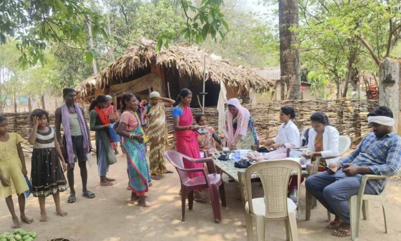 10-दिनों-में-6.39-लाख-से-अधिक-लोगों-की-स्क्रीनिंग,-दुर्गम-अंचलों-तक-पहुंचीं-टीमें;-हजारों-मरीजों-को-मिला-निःशुल्क-उपचार