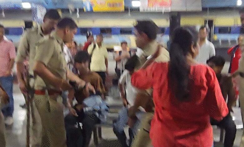 उज्जैन-नागदा-में-बच्चों-की-तस्करी-का-शक,-ट्रेन-से-26-नाबालिगों-को-छुड़ाया-गया