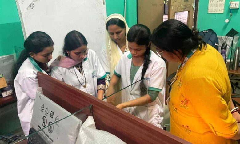पुरूषों-के-वर्चस्व-वाले-एक-और-क्षेत्र-में-पैर-जमाने-महिलाएं-तैयार
