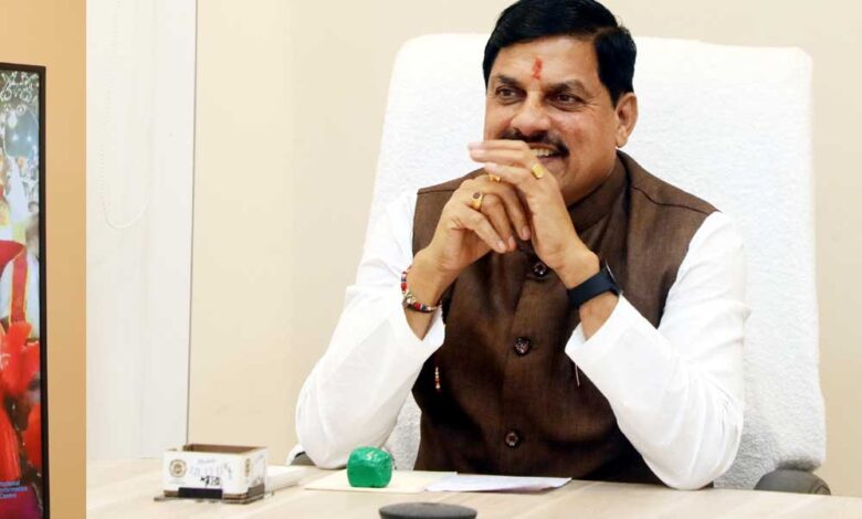 mp-के-सरकारी-कर्मचारियों-के-लिए-बड़ी-तैयारी:-बदलेंगे-2-पुराने-नियम,-जल्द-आएंगे-नए-आदेश