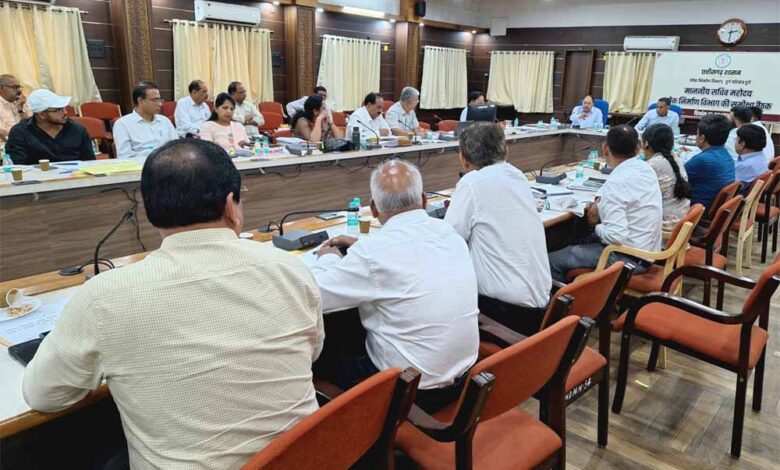 ‘सड़क-खंडों-के-समग्र-विकास-की-कार्ययोजना-बनाकर-करें-काम,-भविष्य-की-जरुरतों-के-अनुरूप-एक-साथ-स्वीकृत-कराएं-फ्लाई-ओवर्स’