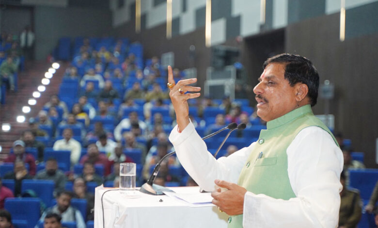 माओवादी-समस्या-पर-बड़ी-सफलता-का-दावा,-cm-मोहन-यादव-बोले-अब-विकास-पर-रहेगा-पूरा-फोकस