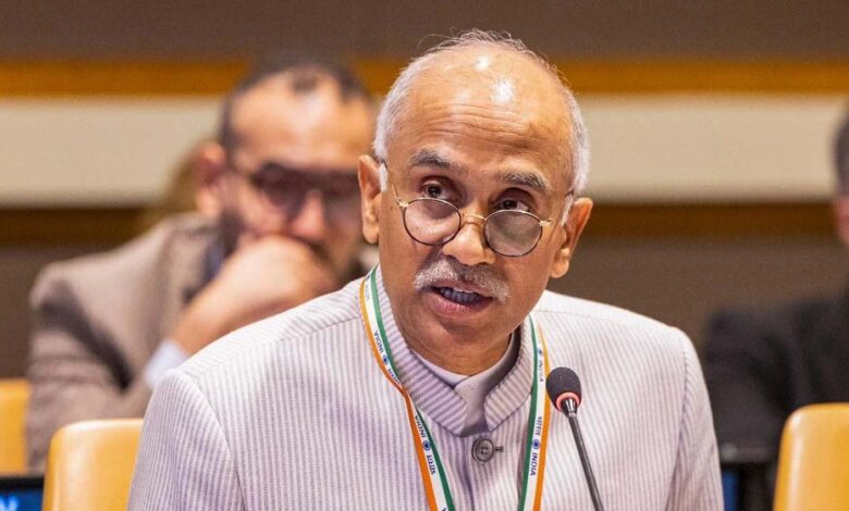 un-में-भारत-का-पाकिस्तान-पर-करारा-प्रहार,-कहा-नरसंहार-का-इतिहास-रखने-वाला-दे-रहा-उपदेश