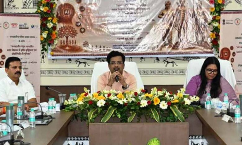 प्रशासन-में-एआई-के-प्रयोग-से-पारदर्शिता-के-साथ-ही-घर-बैठे-समस्या-का-शीघ्र-निदान-हुआ-संभव:-सोनमणि-बोरा