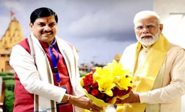 प्रधानमंत्री-मोदी-के-सफल-12-वर्ष-पूर्ण-होने-पर-मुख्यमंत्री-डॉ.-यादव-ने-दी-बधाई